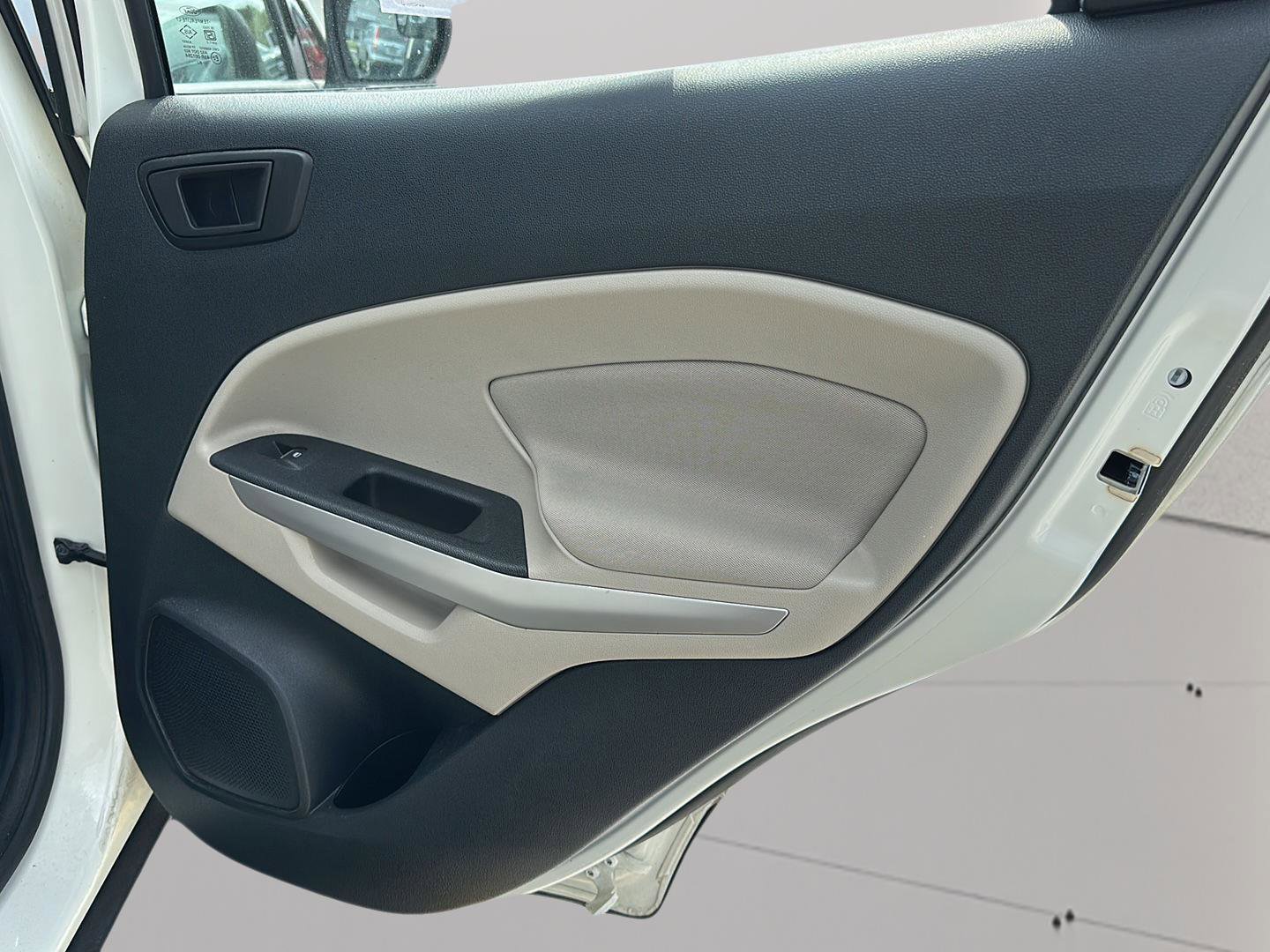 Certified 2019 Ford EcoSport S AWD/4WD image 21