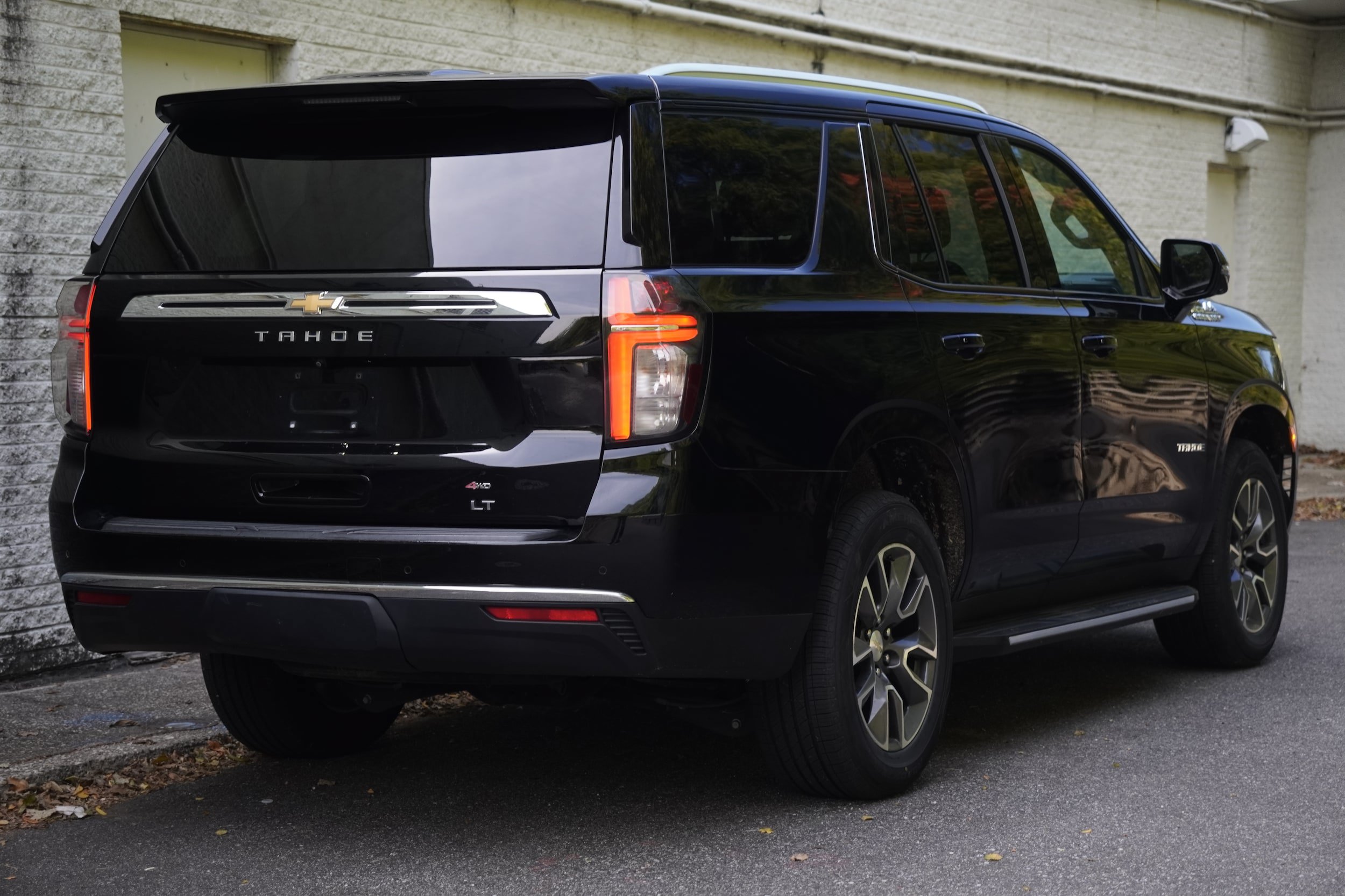 Used 2021 Chevrolet Tahoe LT w/ LT Signature Package AWD/4WD image 8