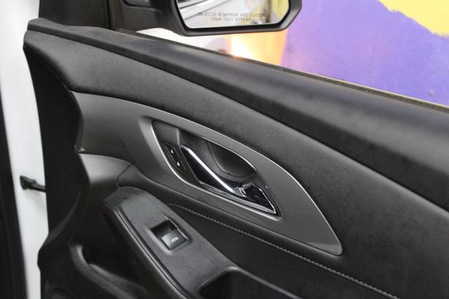 Used 2022 Chevrolet Traverse LT w/ LPO, Floor Liner Package AWD/4WD image 11