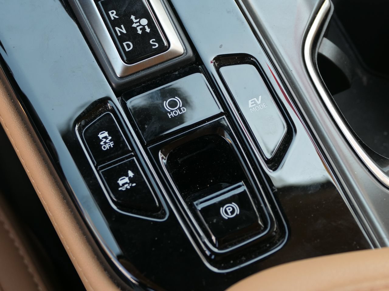 Used 2025 Lexus NX 350h AWD w/ Cold Area Package image 20