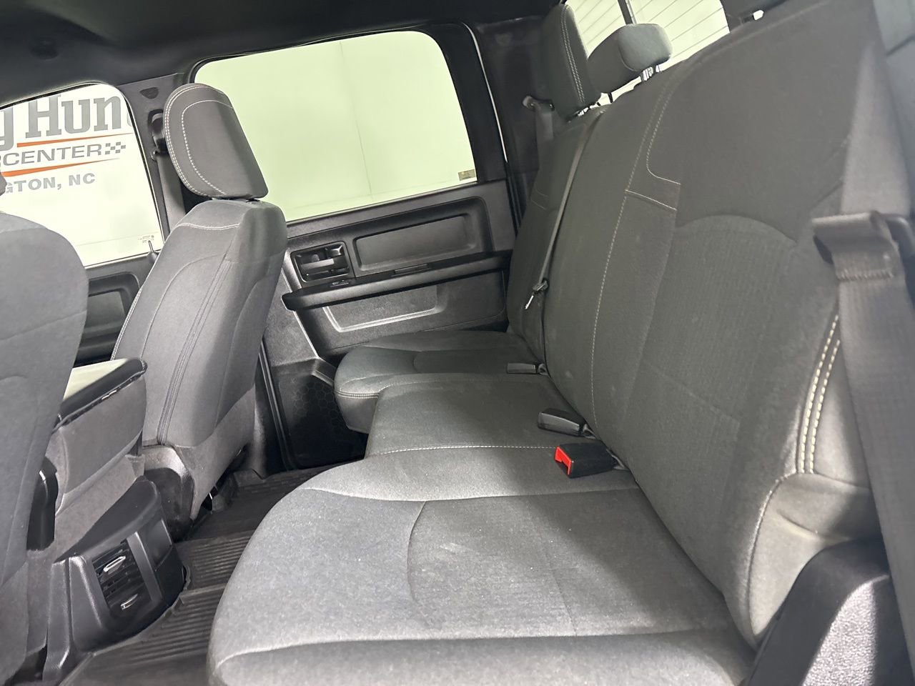 Used 2024 RAM 2500 Tradesman w/ Chrome Appearance Group image 19