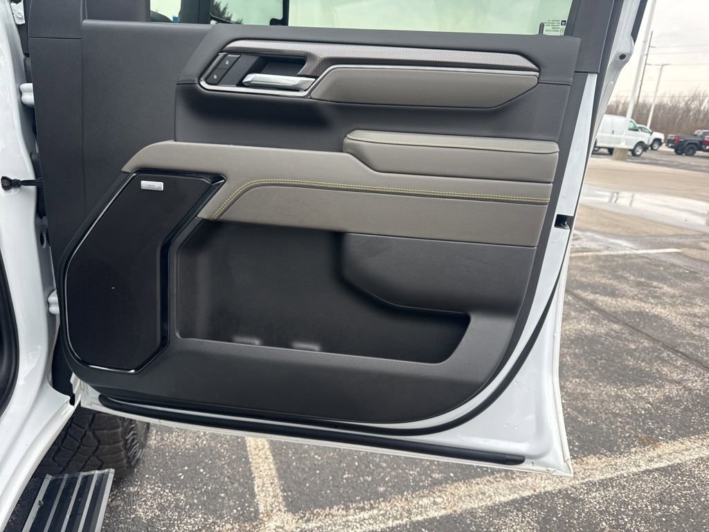 Used 2025 Chevrolet Silverado 2500 ZR2 w/ Technology Package image 22