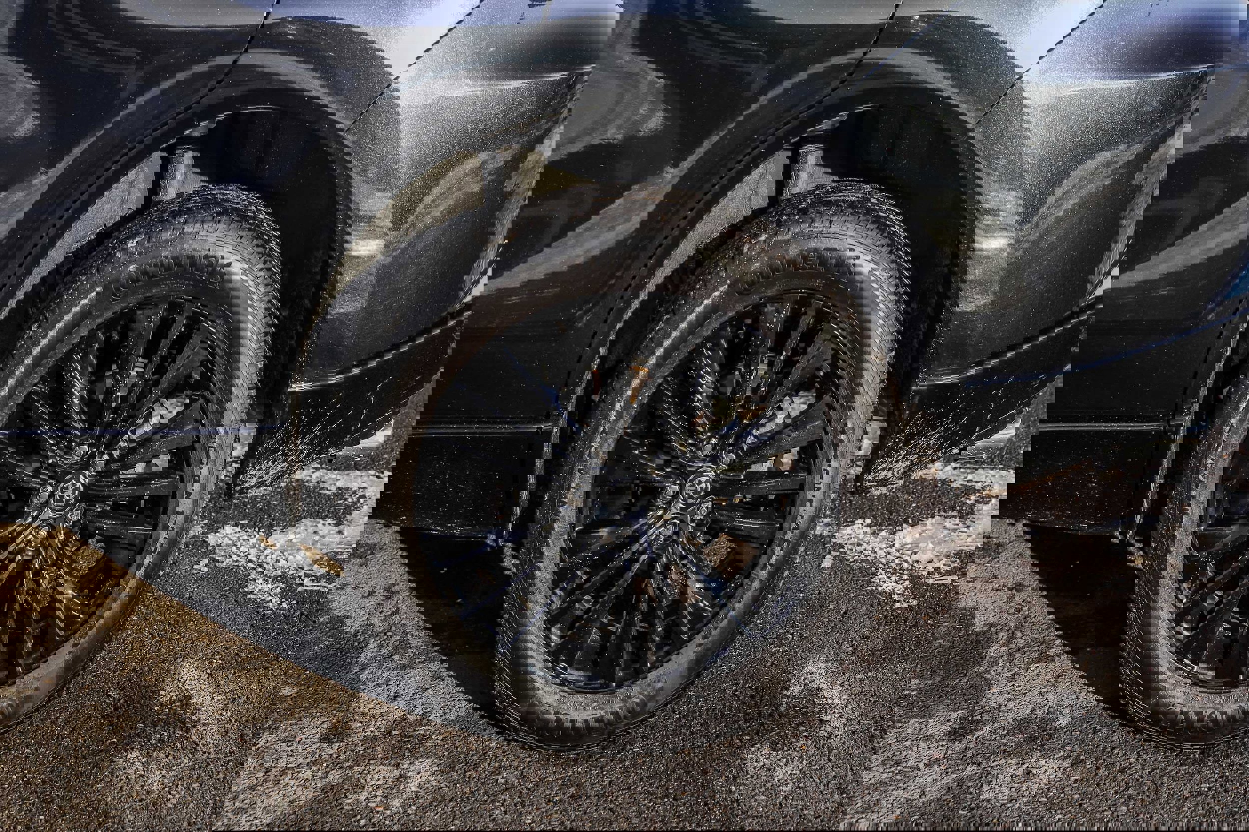 Used 2024 Toyota Venza Nightshade image 13