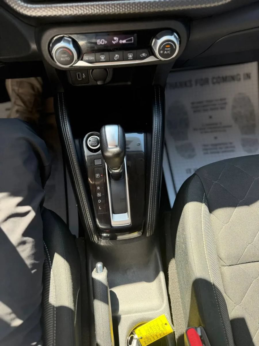 Used 2020 Nissan Kicks SV FWD image 16