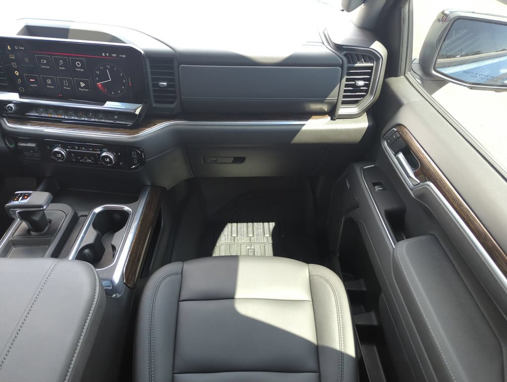Used 2026 GMC Sierra 1500 Elevation w/ Elevation Premium Package AWD/4WD image 16