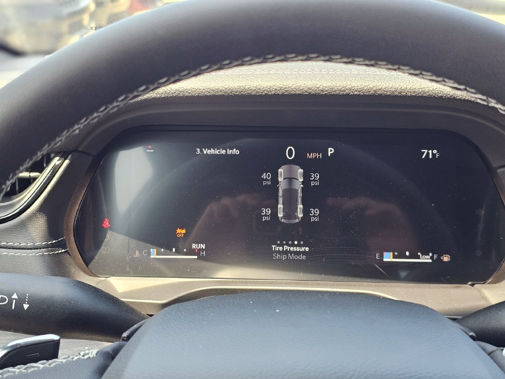 New 2026 Jeep Grand Cherokee Altitude RWD image 10