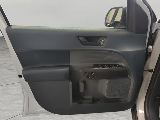 Used 2025 Ford Maverick XLT w/ Black Appearance Package image 26