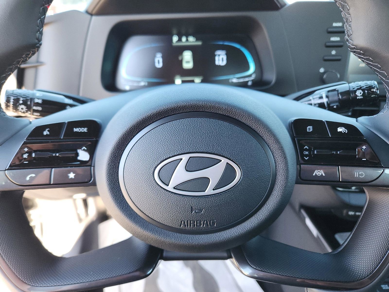 New 2026 Hyundai Elantra Sport image 22