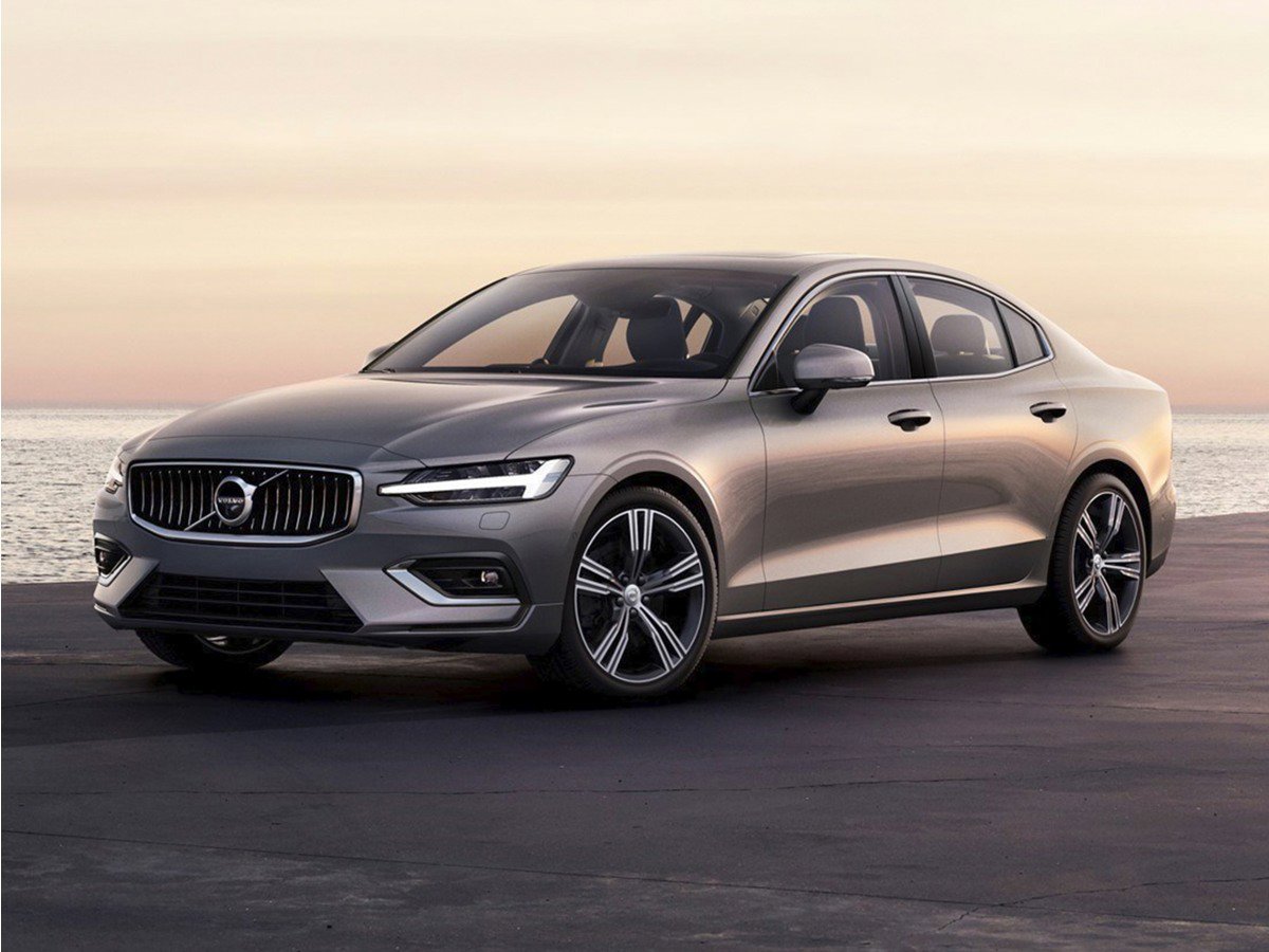 Used 2021 Volvo S60 T5 Momentum