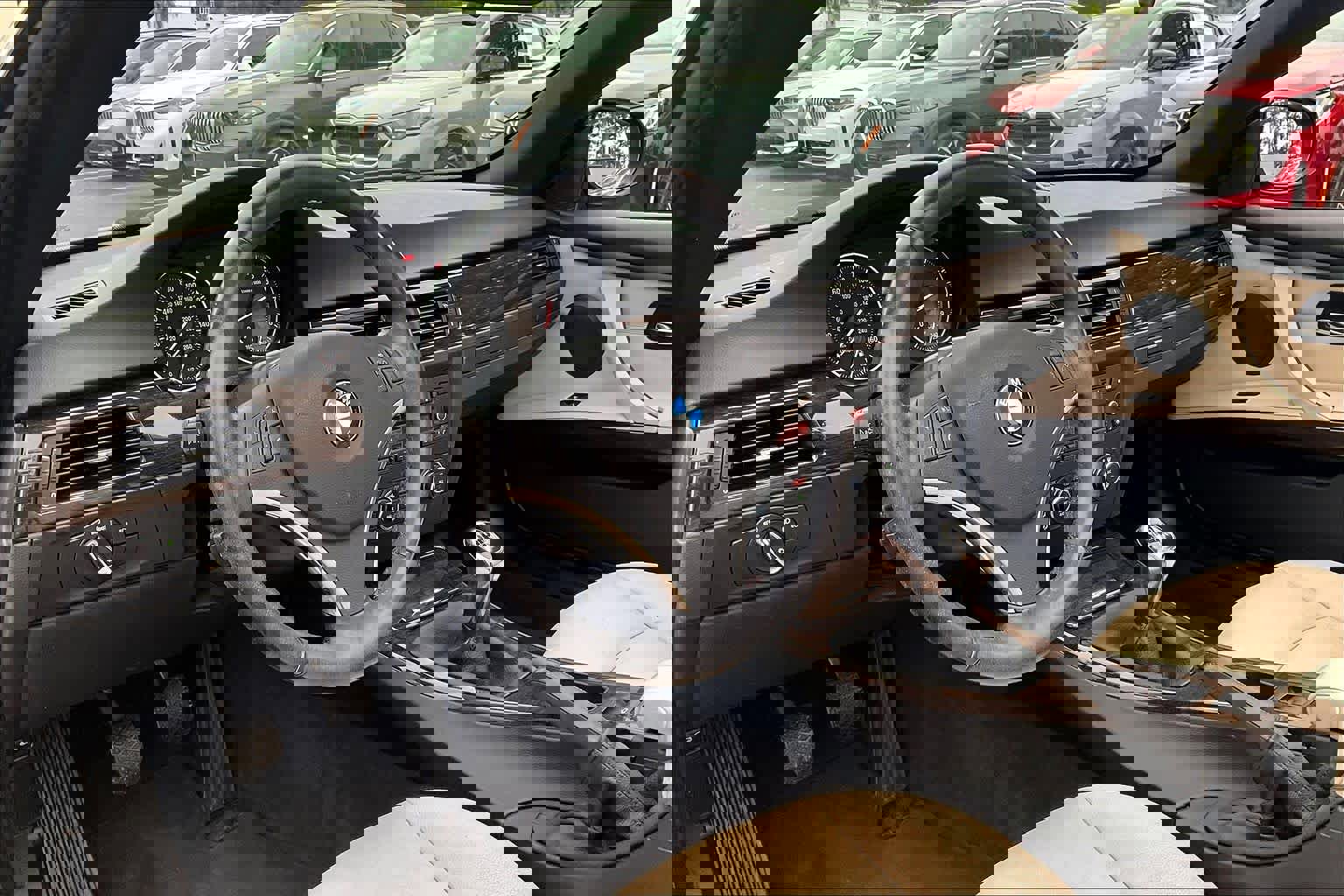 Used 2013 BMW 328i Convertible image 18