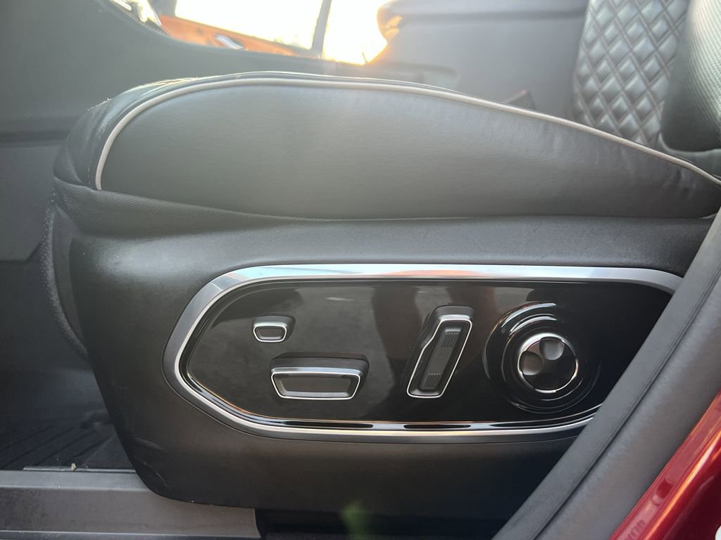 Used 2022 Jeep Grand Cherokee Summit image 19