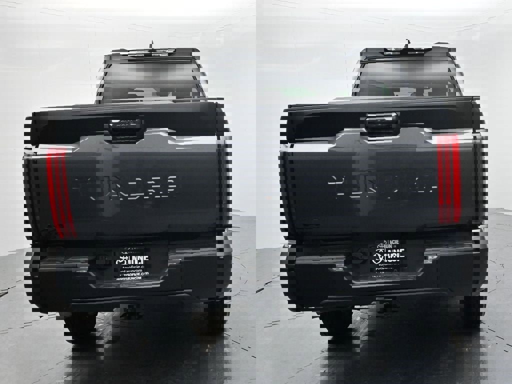 New 2026 Toyota Tundra SR image 7