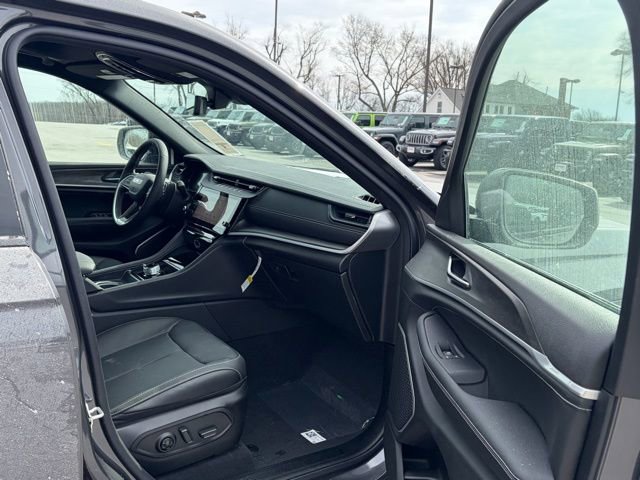 New 2026 Jeep Grand Cherokee Limited AWD/4WD image 30