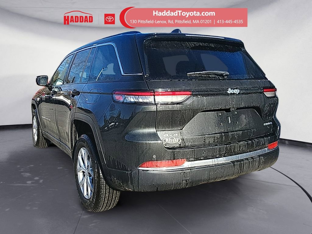 Used 2024 Jeep Grand Cherokee Limited image 3