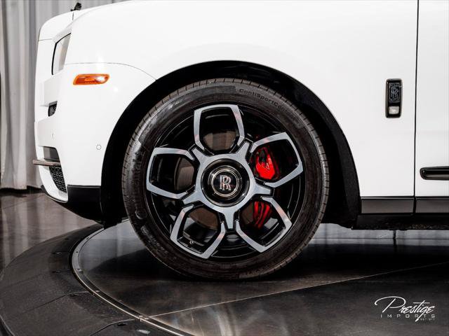 Used 2022 Rolls-Royce Cullinan Black Badge AWD/4WD image 9