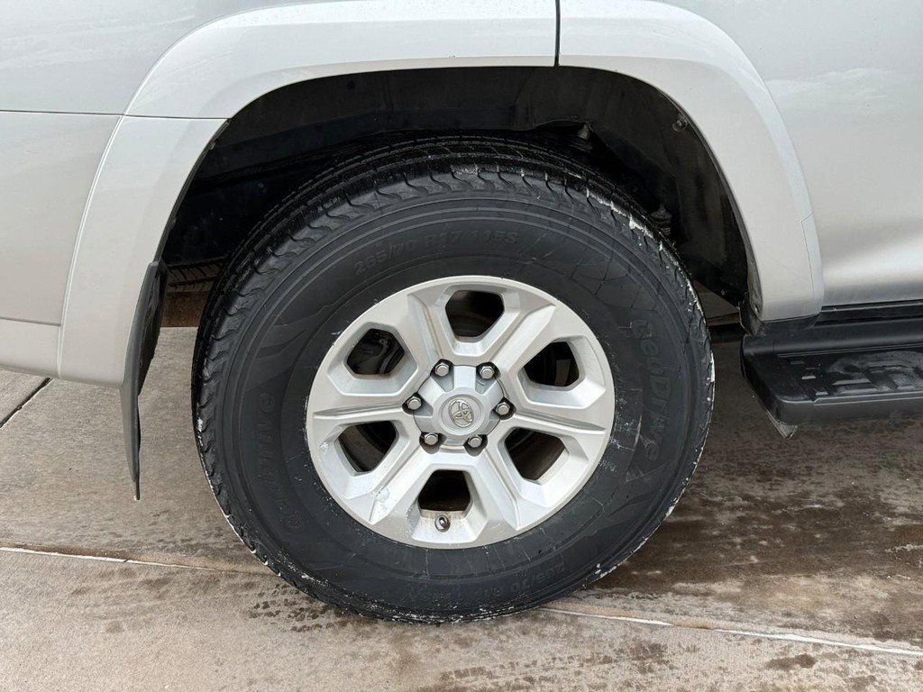 Certified 2024 Toyota 4Runner SR5 Premium image 6