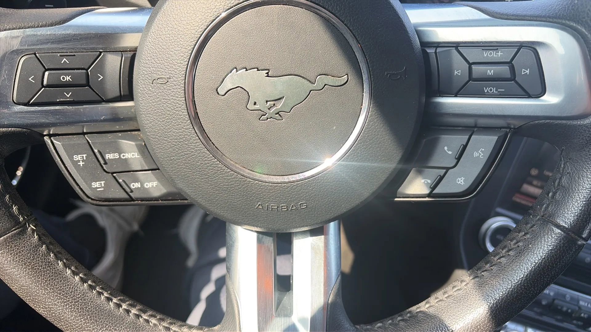 Used 2015 Ford Mustang GT Premium image 35