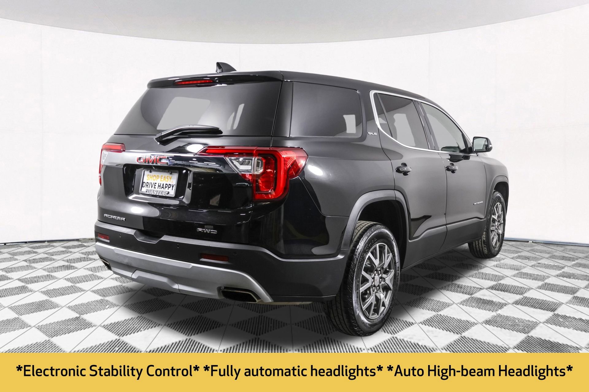 Used 2023 GMC Acadia SLE w/ LPO, Floor Liner Package image 15