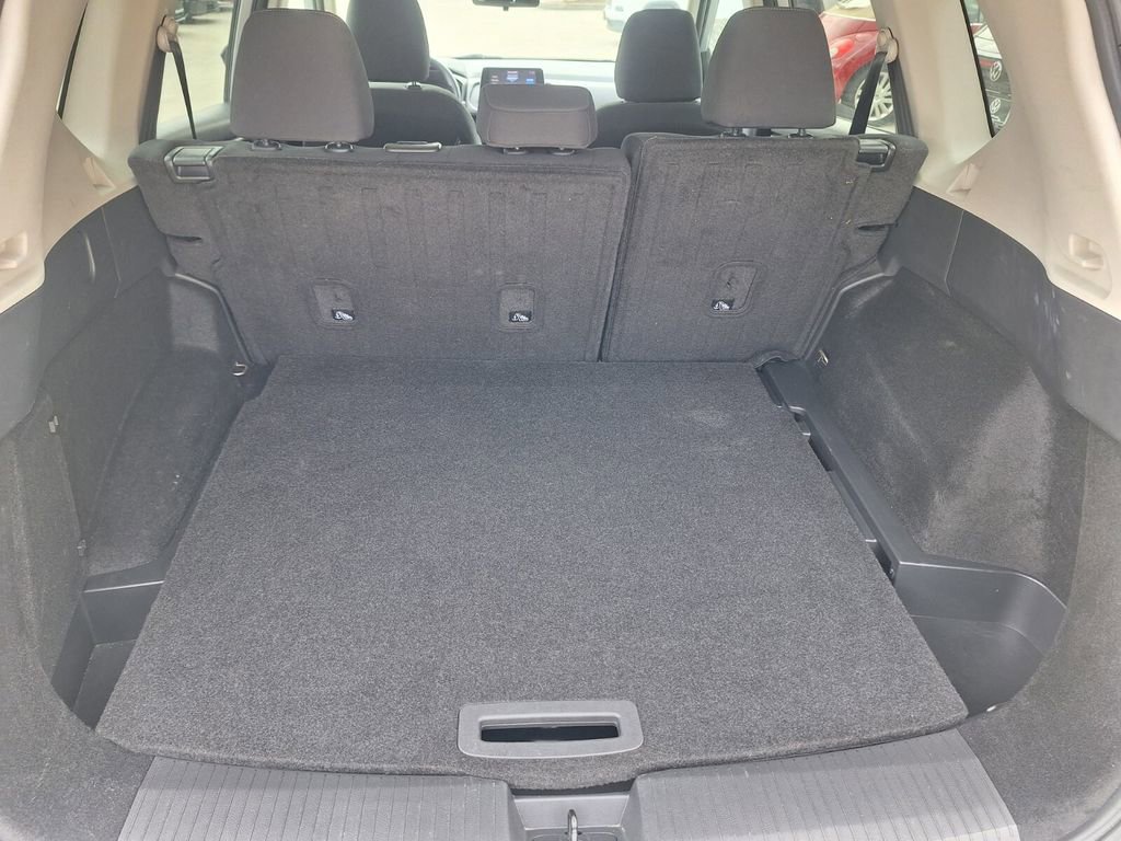 Used 2024 Nissan Rogue S image 25