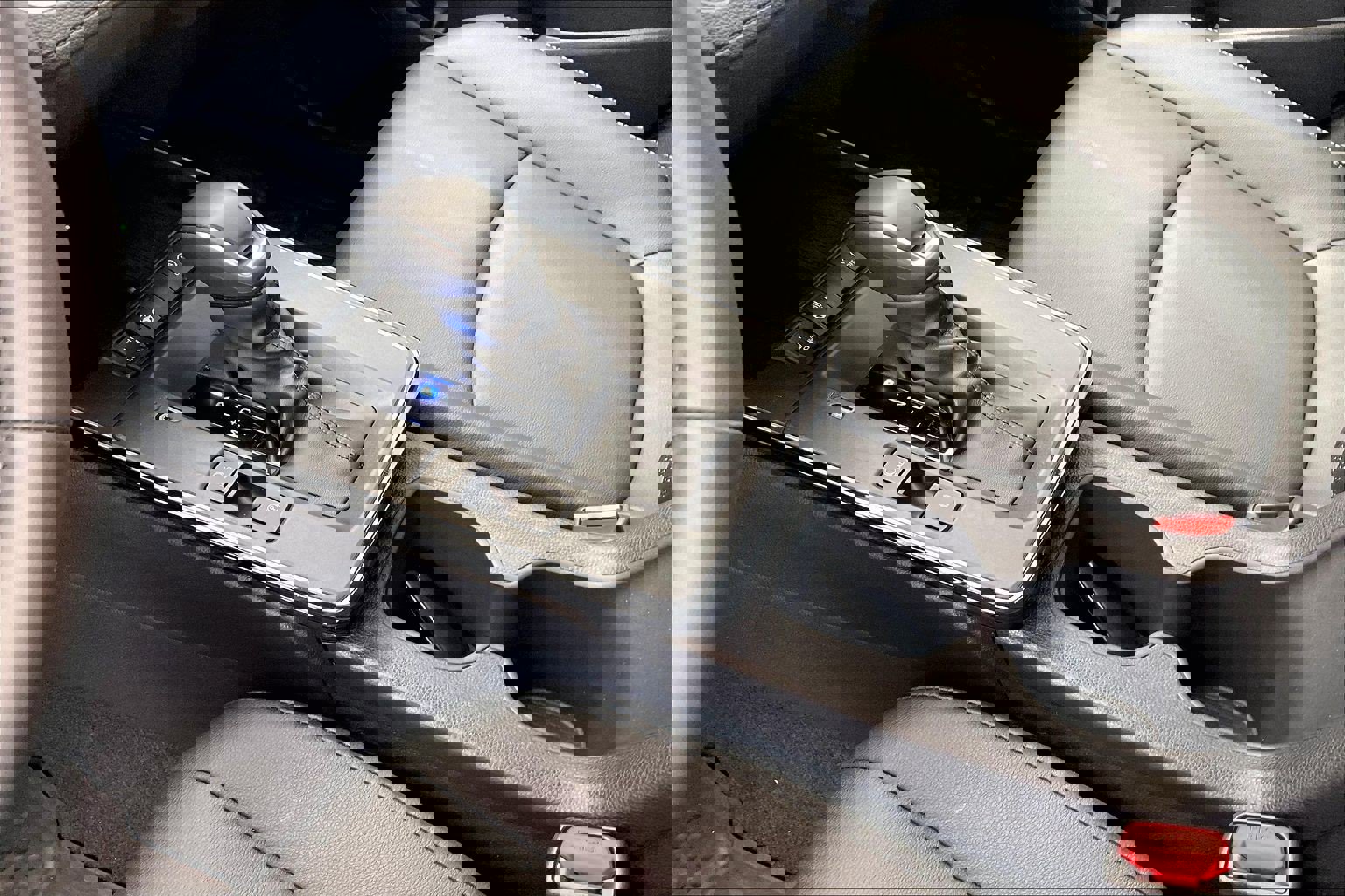 New 2026 Toyota Corolla Cross XLE image 8