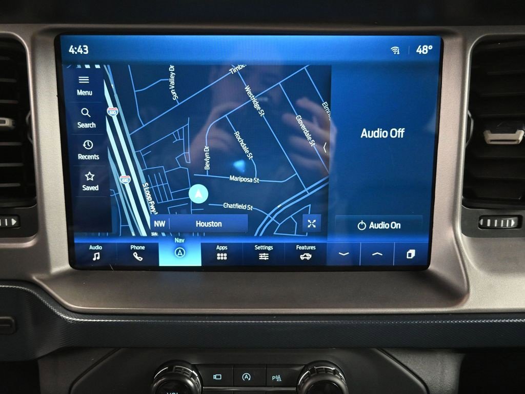 Used 2023 Ford Bronco Outer Banks image 4