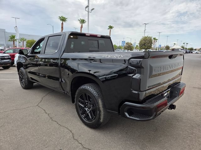 Certified 2025 Chevrolet Silverado 1500 RST w/ Dark Appearance Package AWD/4WD image 4