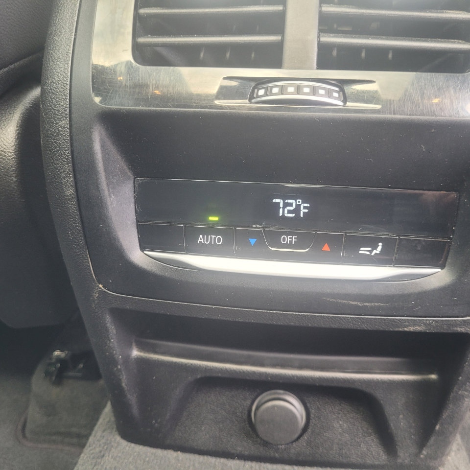 Used 2019 BMW X3 xDrive30i w/ Premium Package image 33