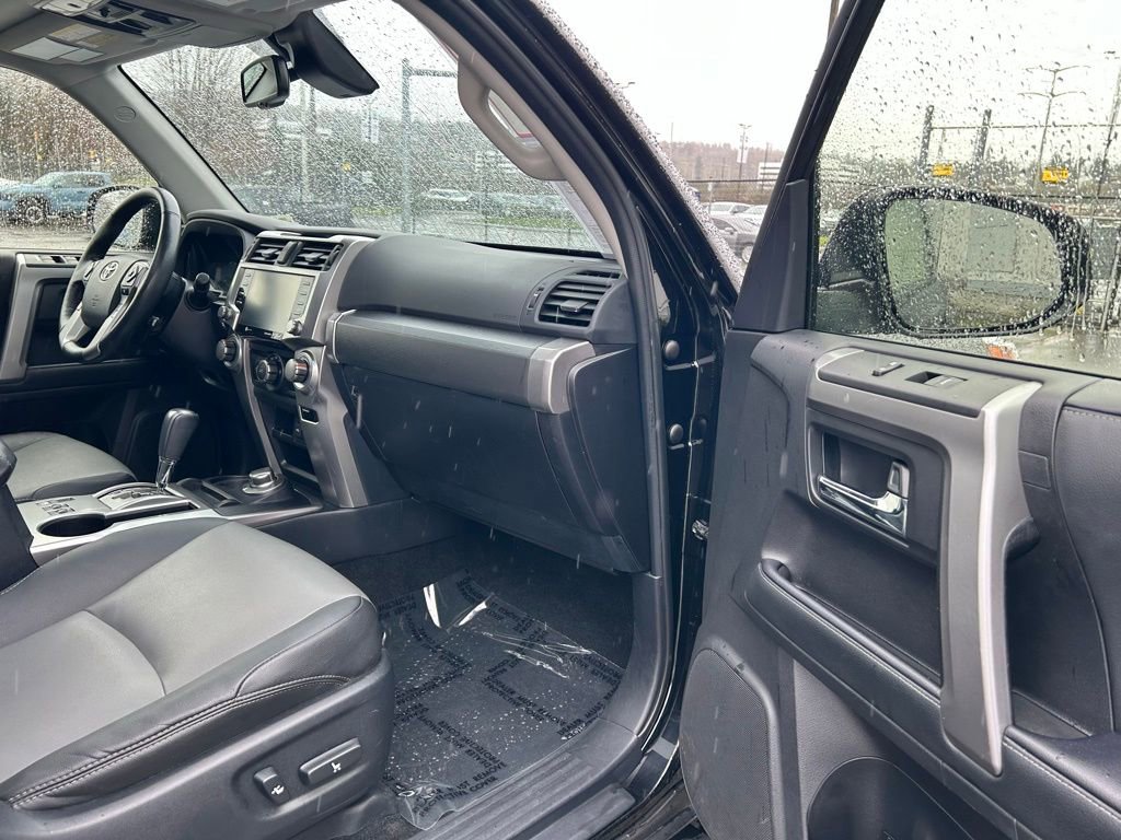 Certified 2024 Toyota 4Runner SR5 Premium w/ Moonroof Package AWD/4WD image 15