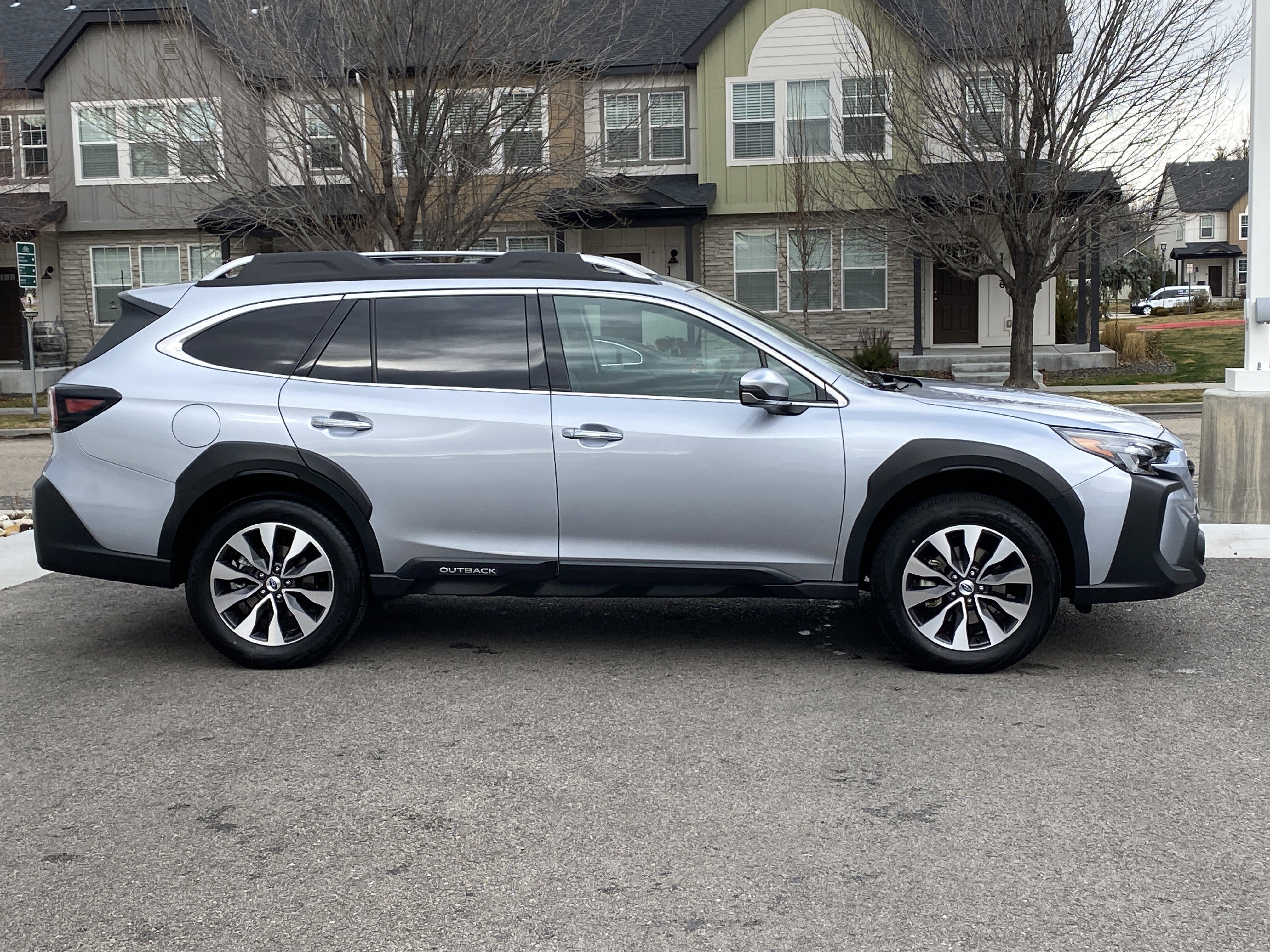 Used 2025 Subaru Outback Touring image 7