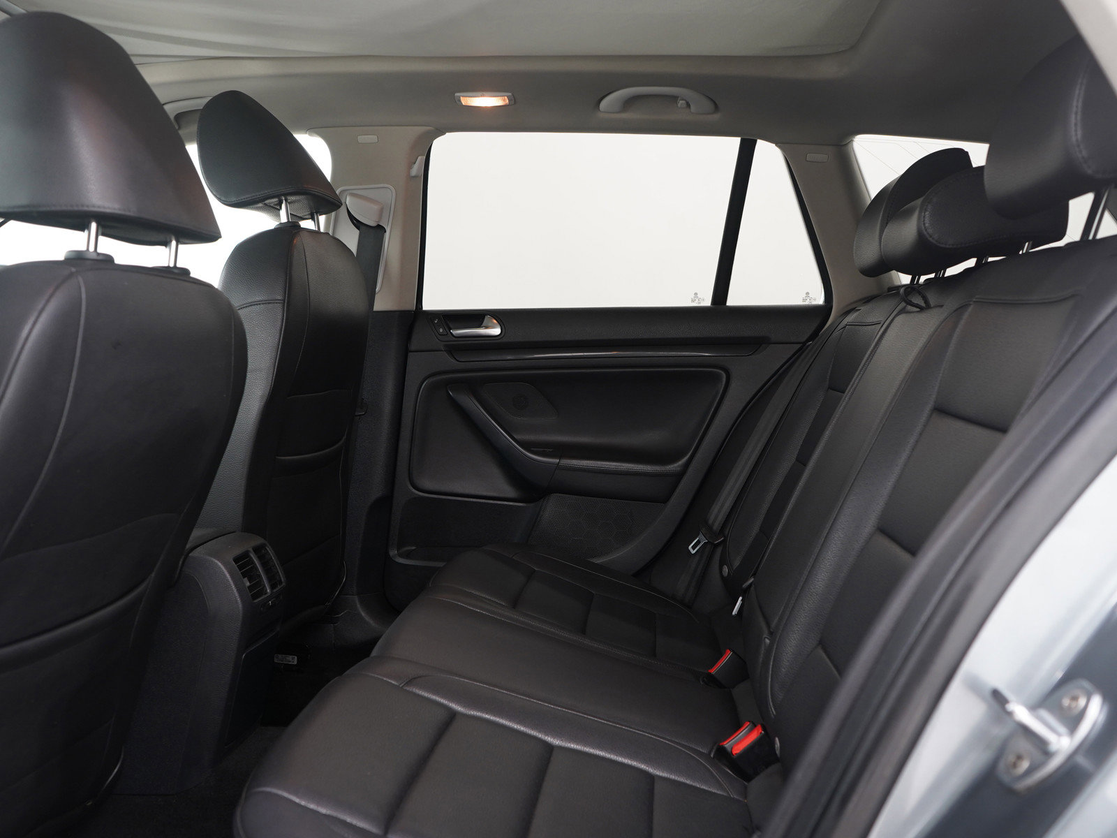 Used 2011 Volkswagen Jetta TDI image 18