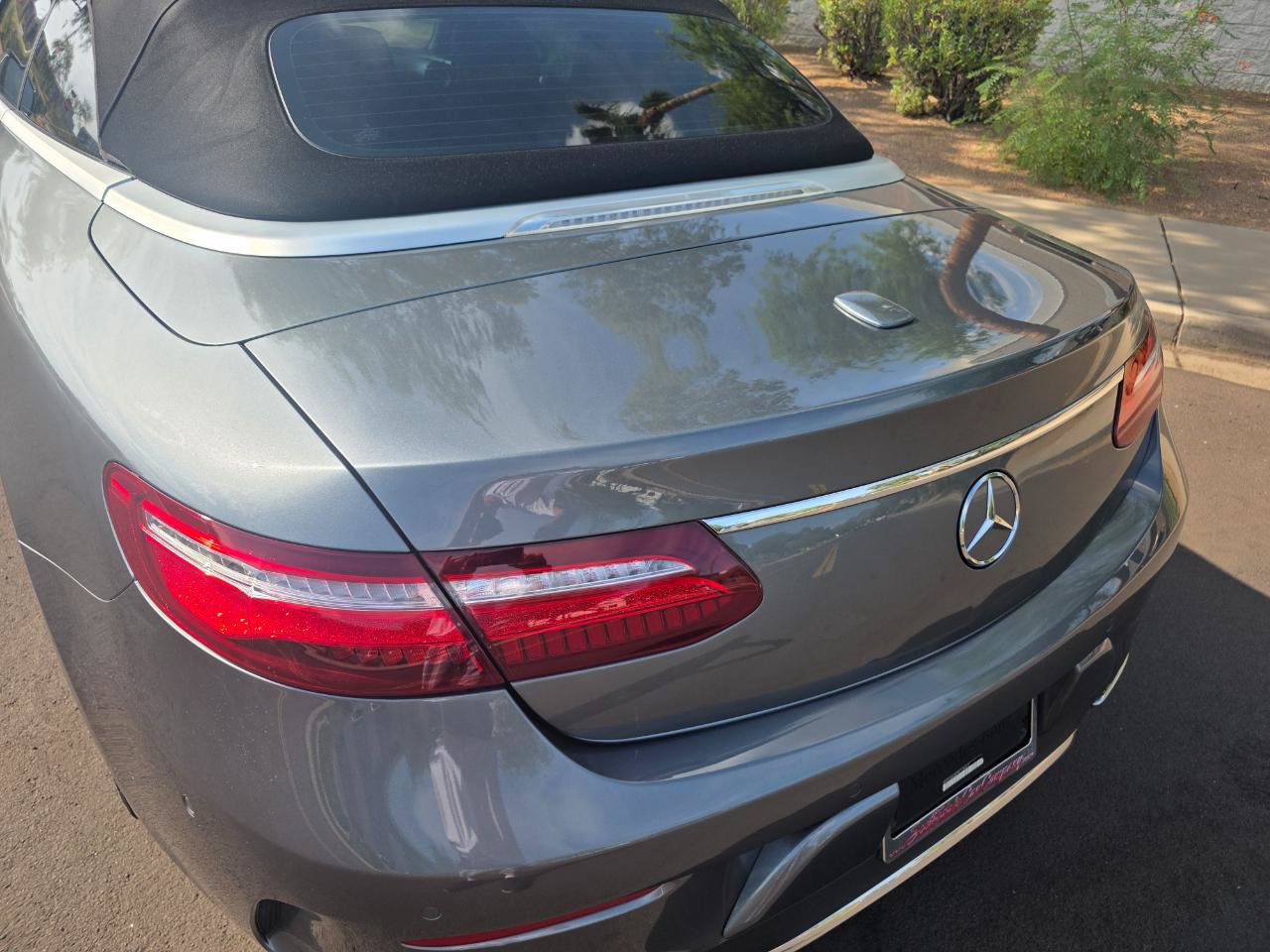 Used 2019 Mercedes-Benz E 450 4MATIC Cabriolet image 18