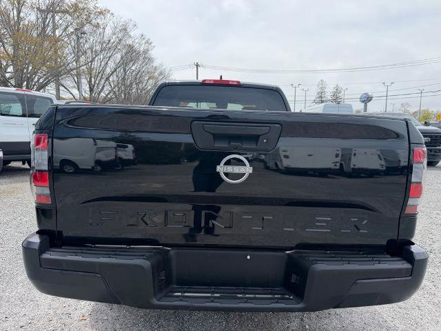 Used 2024 Nissan Frontier S w/ S Utility Package RWD image 5