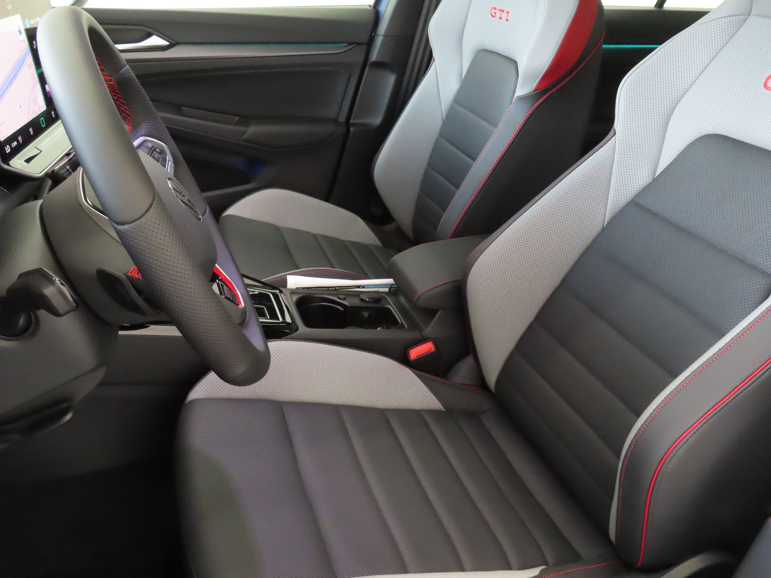 New 2025 Volkswagen GTI SE image 12