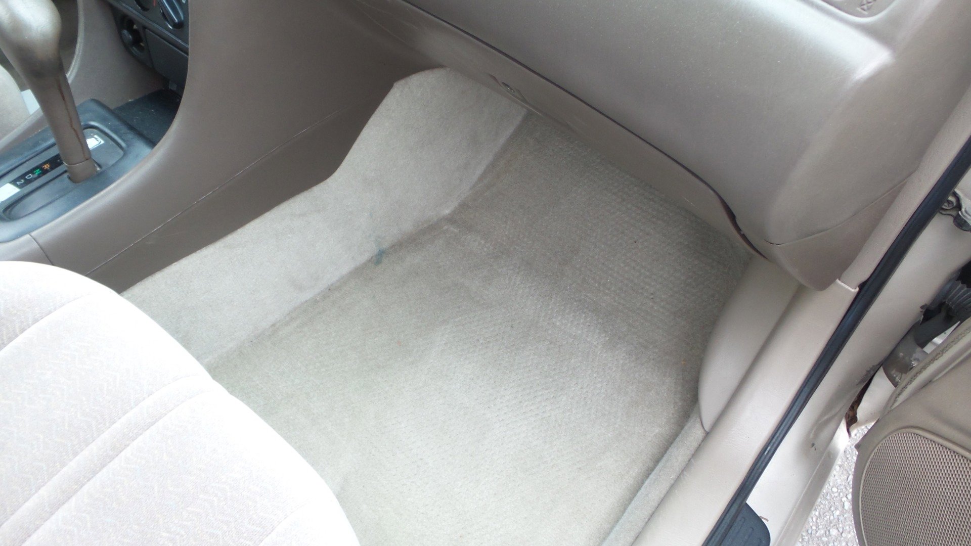 Used 1998 Toyota Camry LE FWD image 60