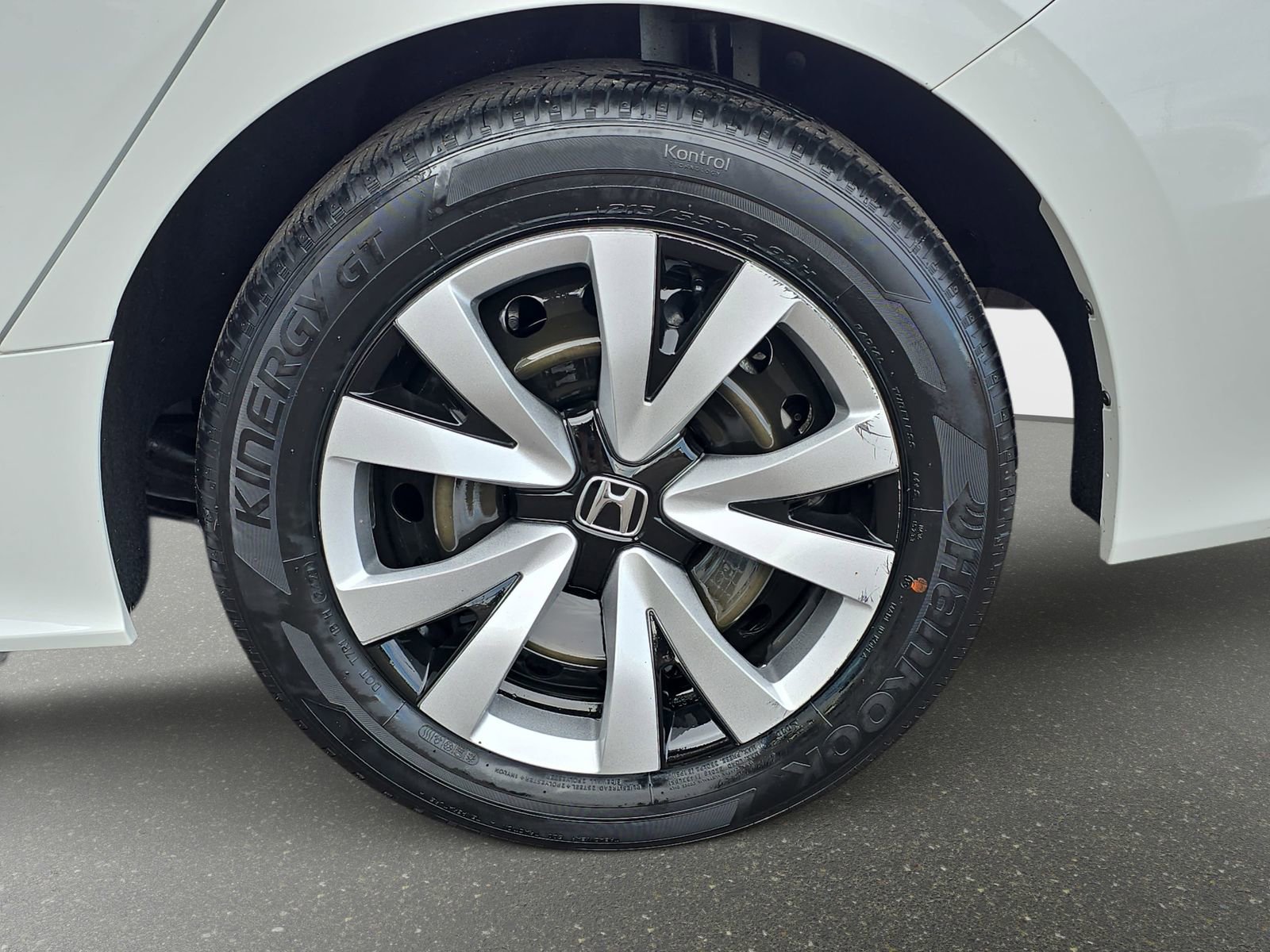Used 2023 Honda Civic LX image 31
