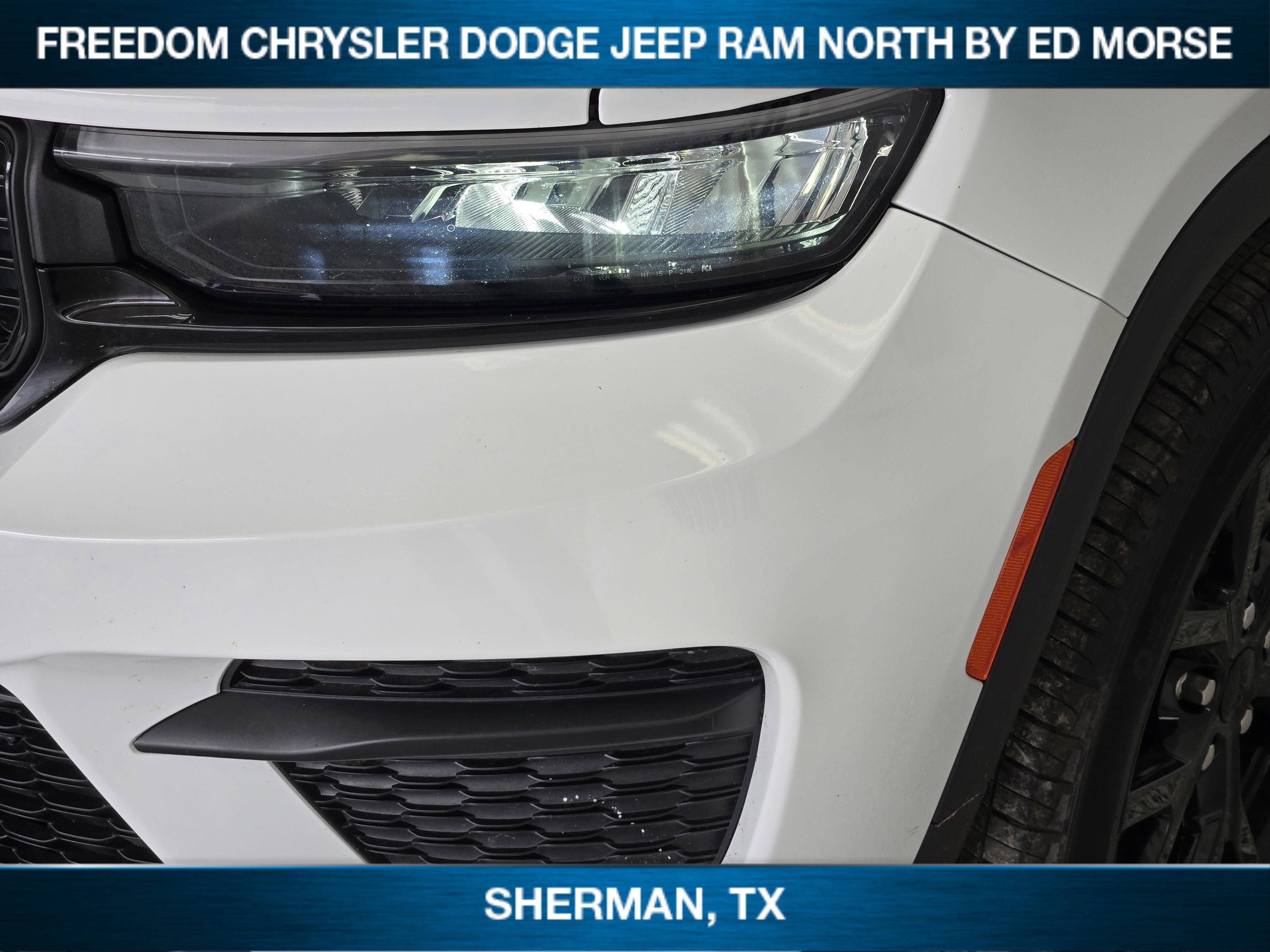 Used 2025 Jeep Grand Cherokee Altitude AWD/4WD image 5