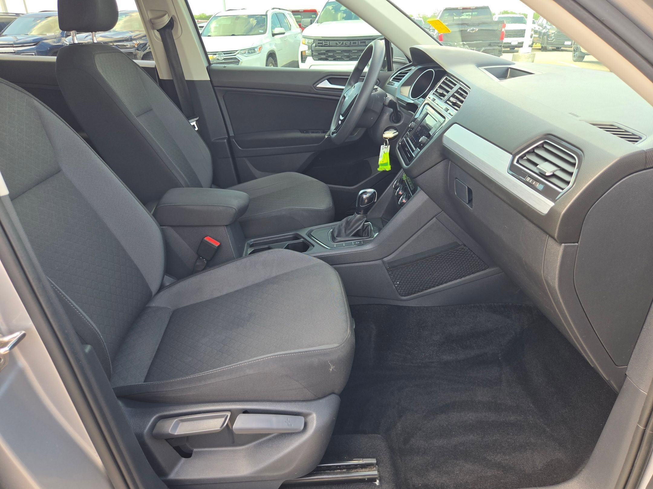 Used 2020 Volkswagen Tiguan S FWD image 24