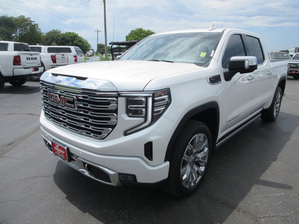 Used 2024 GMC Sierra 1500 Denali AWD/4WD image 13