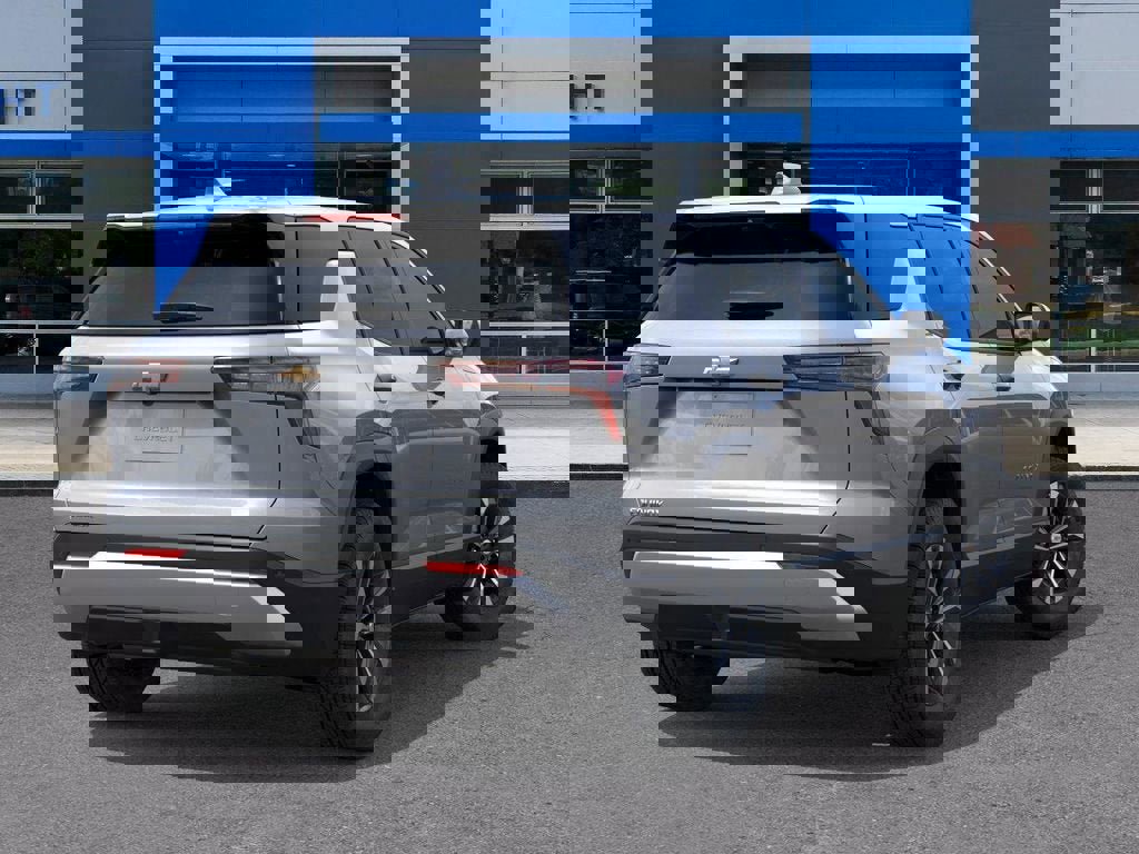 New 2026 Chevrolet Equinox LT image 4