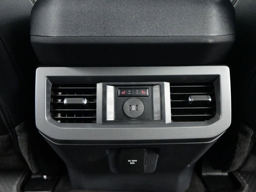 Used 2026 Ford F350 Lariat w/ Black Appearance Package image 21