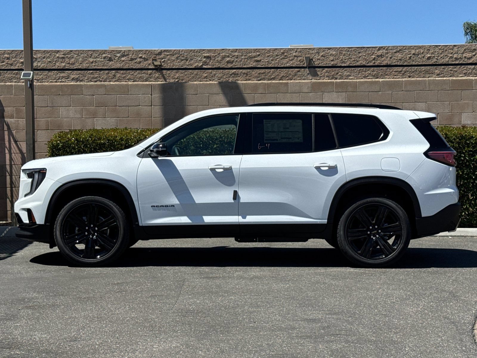 New 2026 GMC Acadia Elevation w/ Black Edition FWD image 7