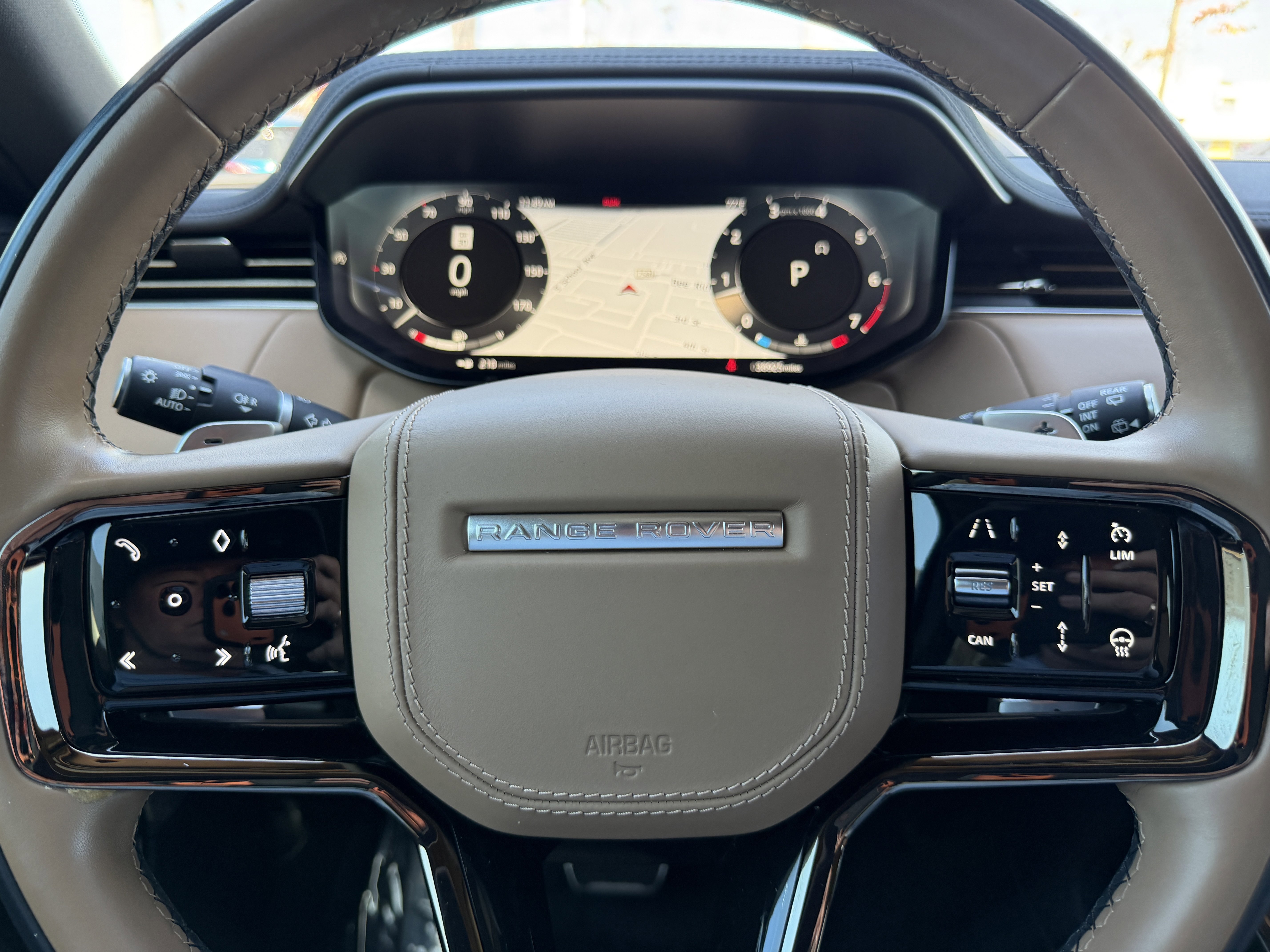 Used 2023 Land Rover Range Rover Sport SE Dynamic image 31