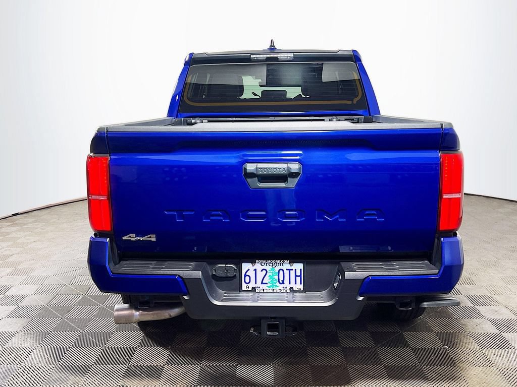 Certified 2025 Toyota Tacoma SR5 AWD/4WD image 6