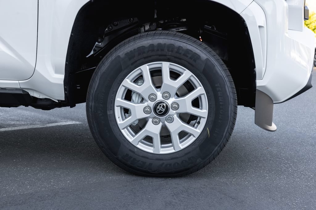 New 2026 Toyota Tacoma SR5 AWD/4WD image 4
