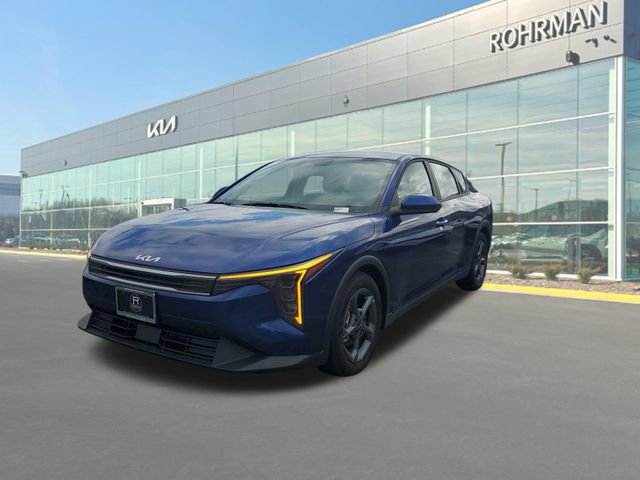 New 2025 Kia K4 LXS image 2