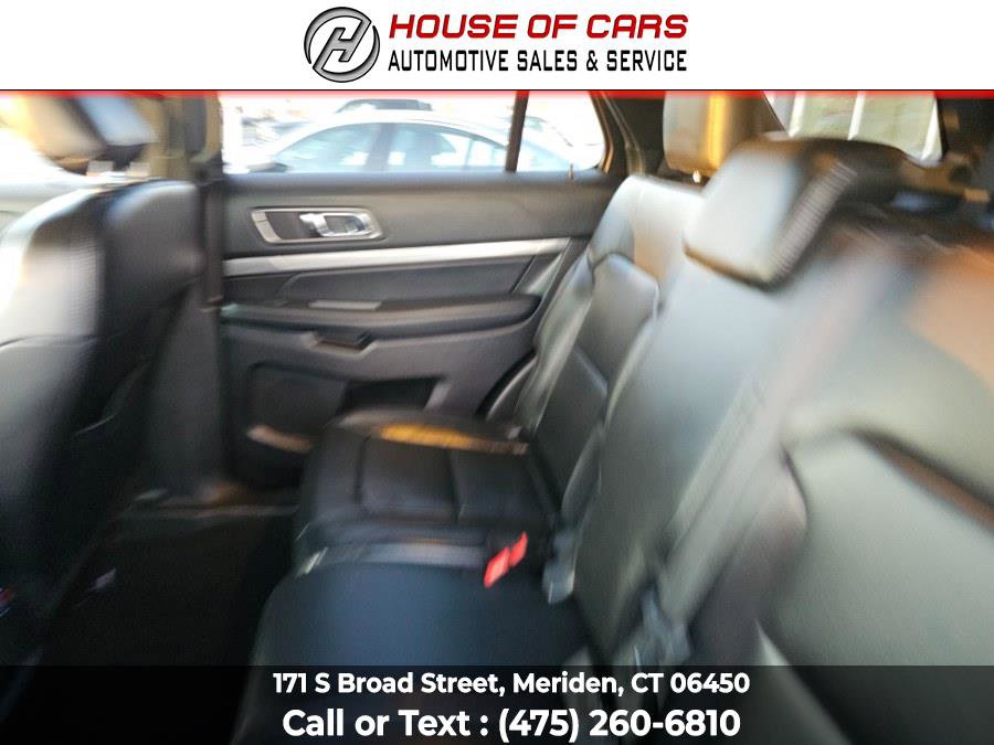 Used 2019 Ford Explorer XLT w/ Equipment Group 202A AWD/4WD image 38