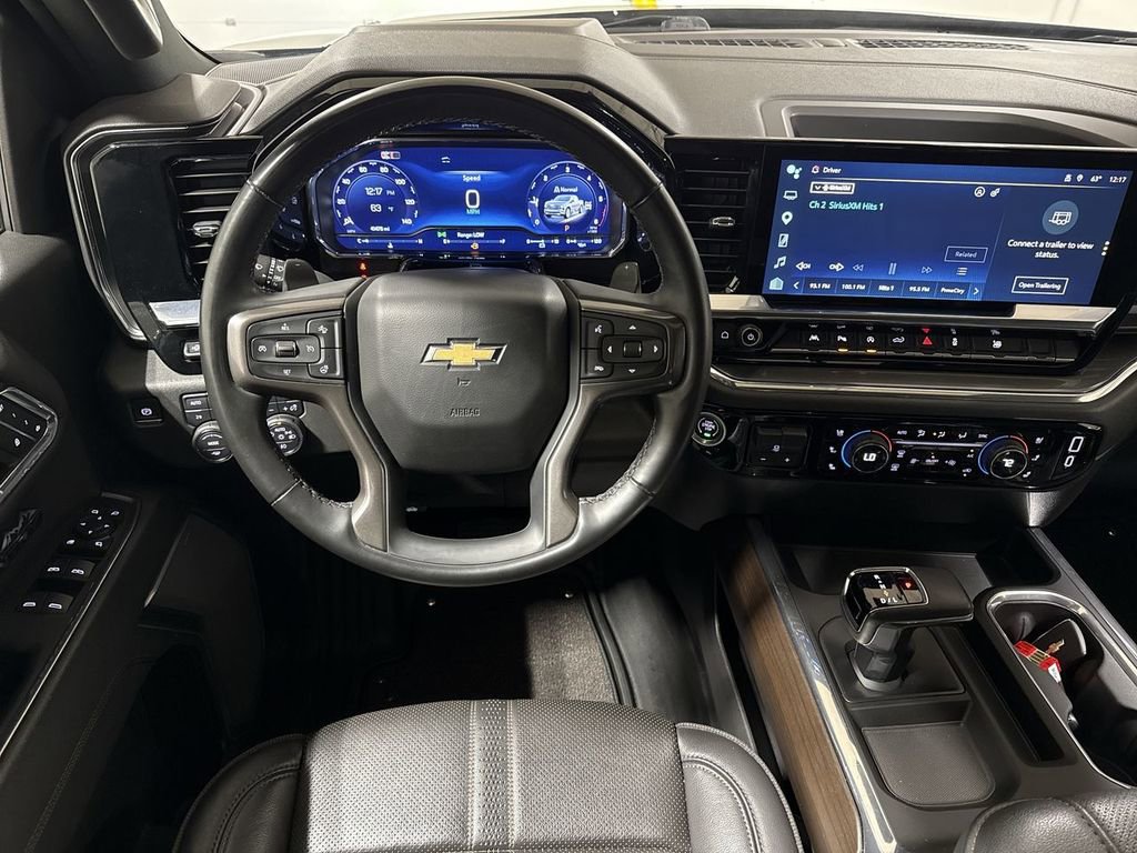Used 2024 Chevrolet Silverado 1500 High Country w/ Technology Package AWD/4WD image 11