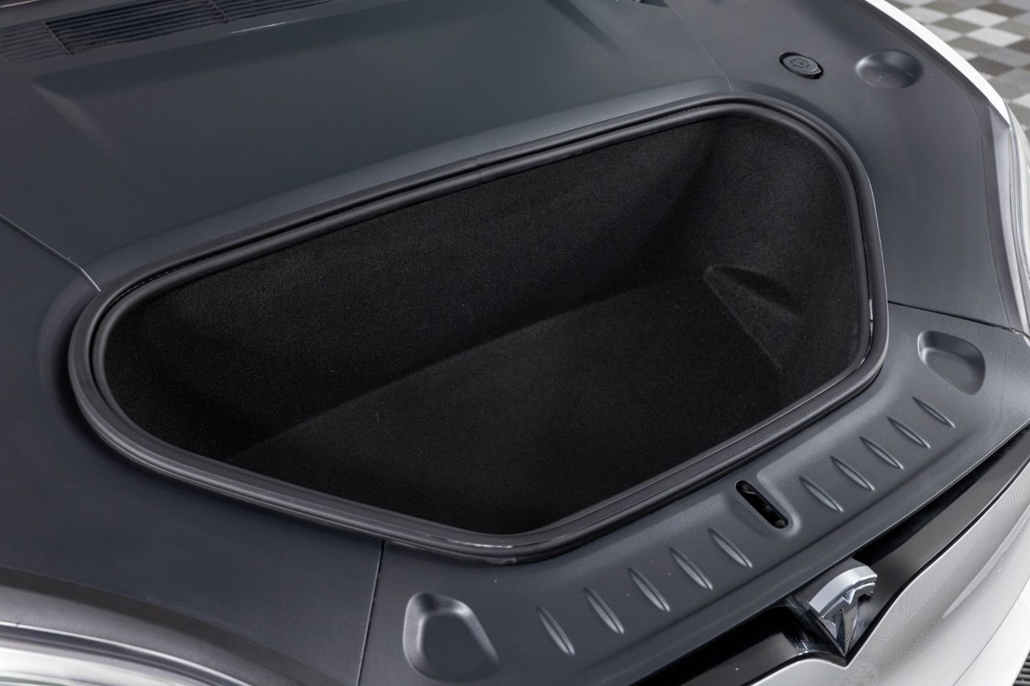 Used 2021 Tesla Model S Plaid image 39