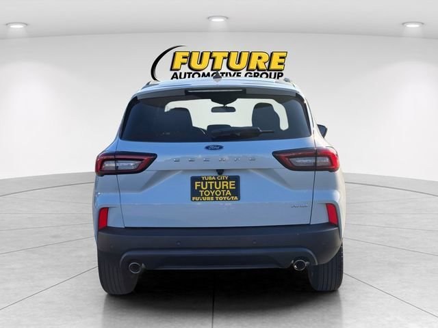 Used 2025 Ford Escape ST-Line w/ Tech Pack #1 AWD/4WD image 6