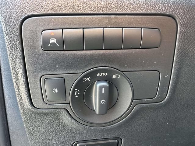 Used 2020 Mercedes-Benz Metris Passenger image 21